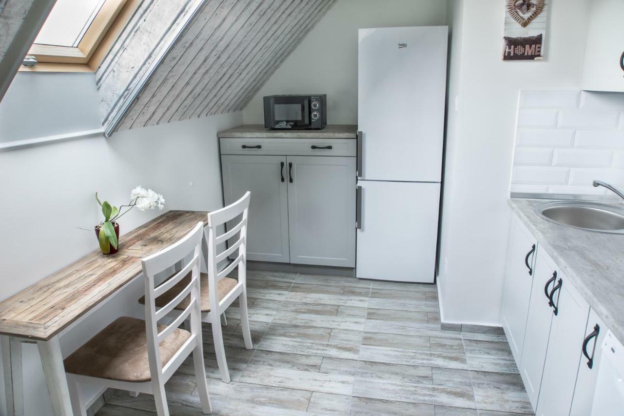 Farmhouse Apartman Apartment Егер Екстериор снимка